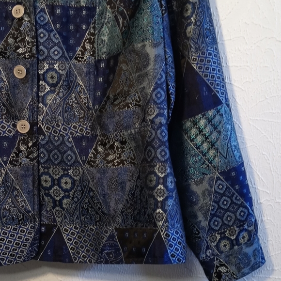 Lot of 2 large jackets - Coldwater Creek, Molly & Max - selling as one lot. - Picture 4 of 13